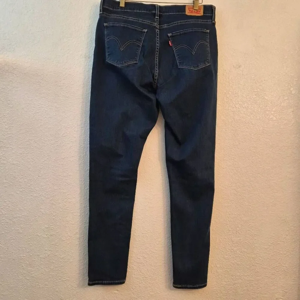 Levi's Curvy Skinny Dark Denim Jeans: 32: Sexy Flattering Fit, Comfy Effortless